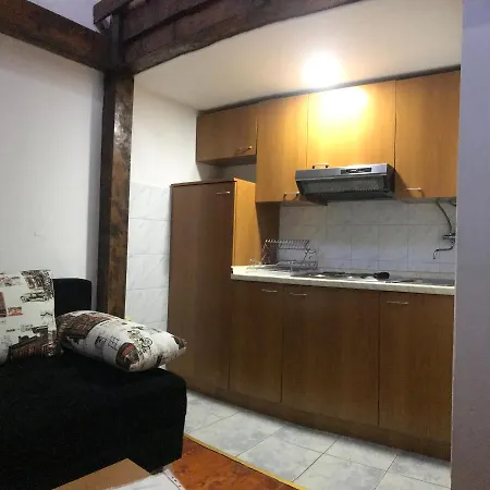 Kosuta Apartment *