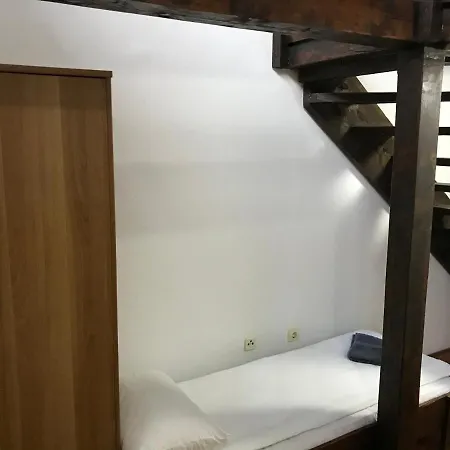 Kosuta Tjentiste