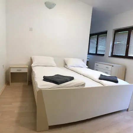 Kosuta Apartment Tjentiste
