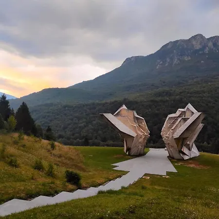 Kosuta טיינטישטה